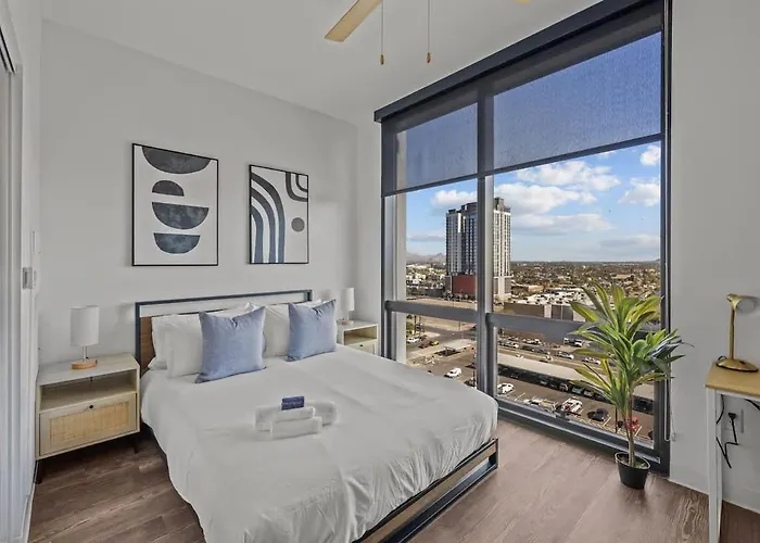 Boulevard Modern Highrise Stu Sky Pool Parking Gym 15 Apartment