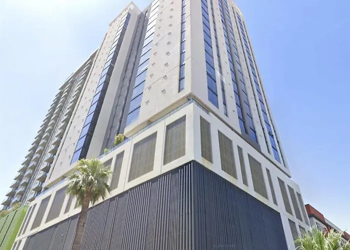 Apartment Boulevard Modern Highrise Stu Sky Pool Parking Gym 15 Phoenix